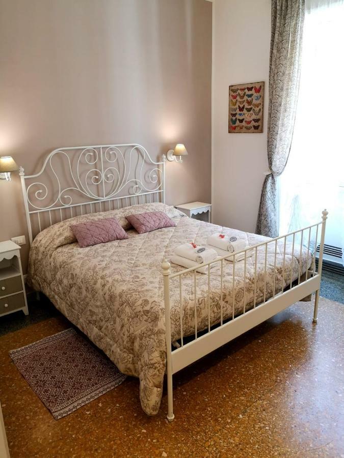 La Chiave Di Roma Bed & Breakfast ภายนอก รูปภาพ